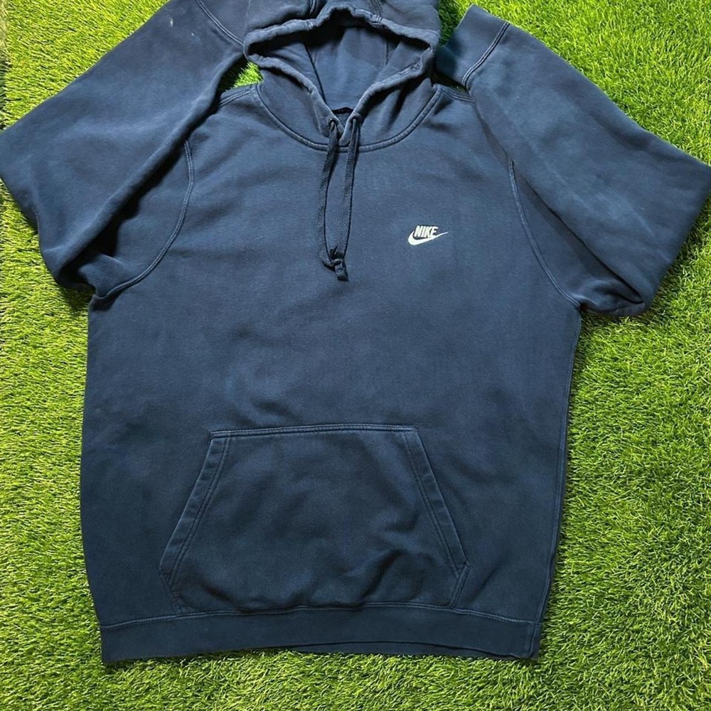 nike mini swoosh hoodie
